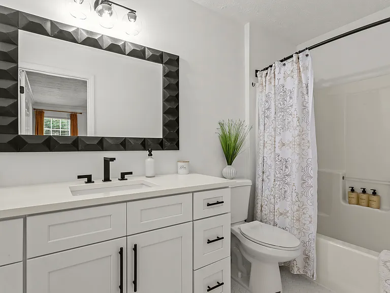 Weatherstone Dr — Photo 8