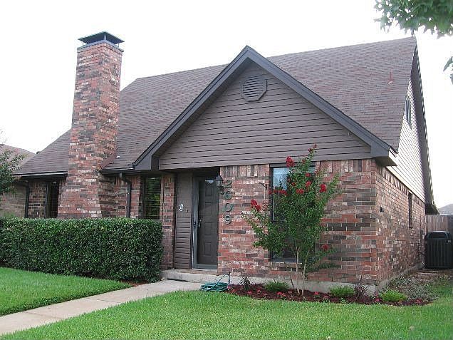 1st image of 2609 Silverthorne Dr