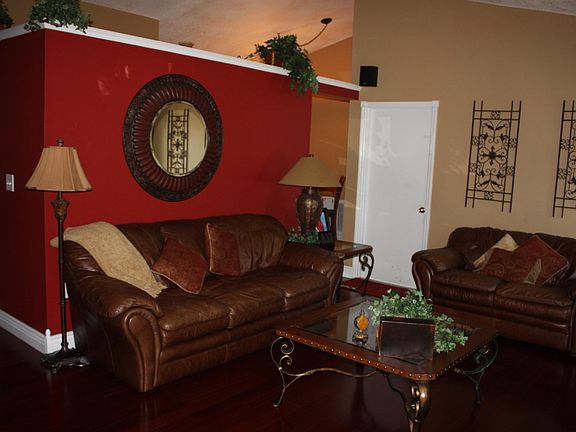 3rd image of 1605 Lund Ave