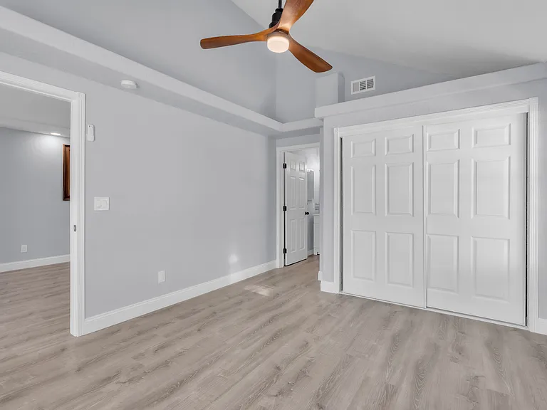 517 Rimmer Ave — Photo 16