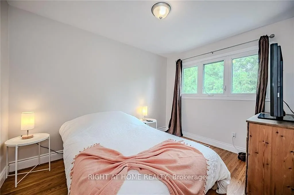 2 bed, $2,400 — Photo 4
