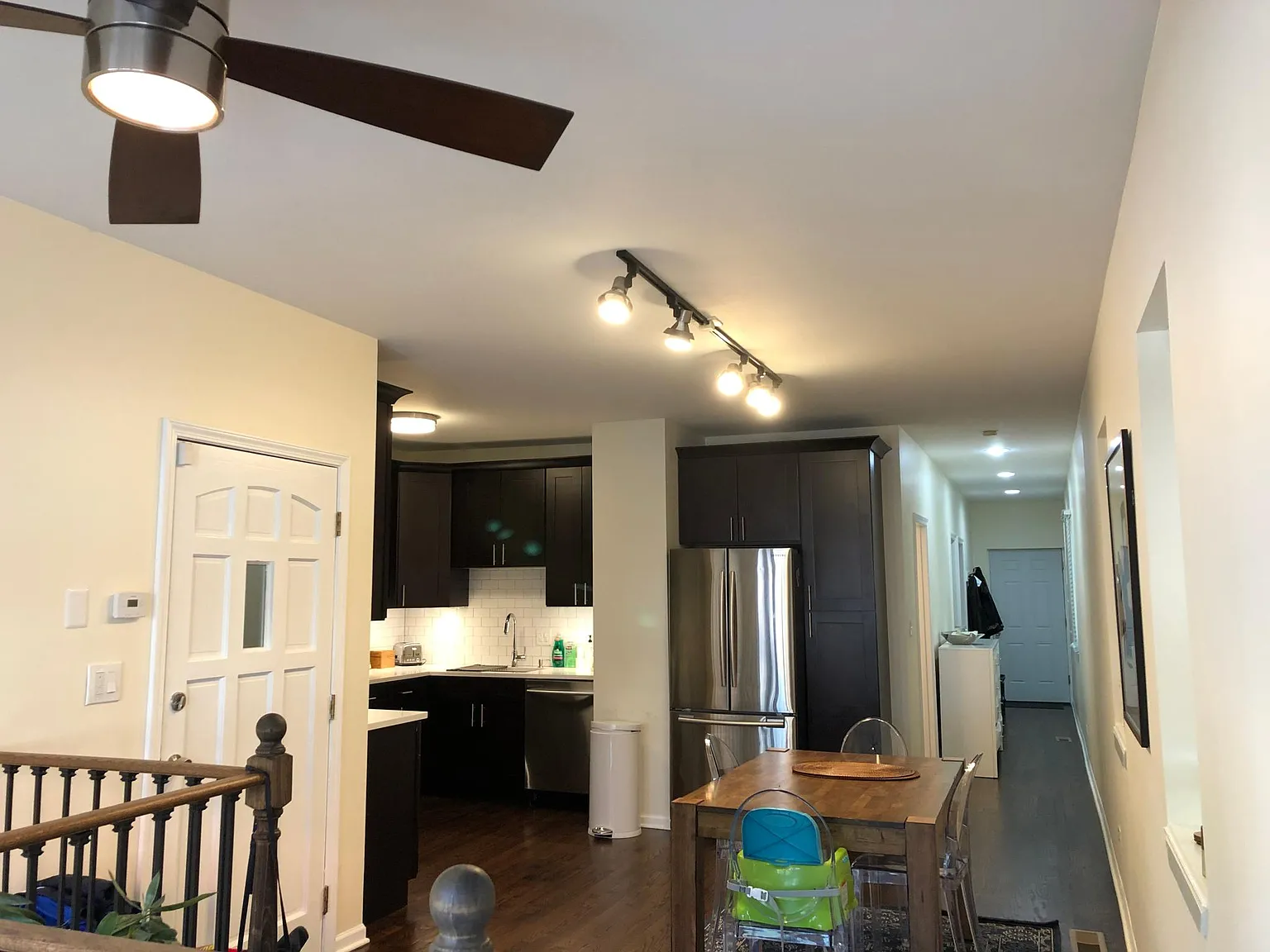 3 bed, 2000 sqft, $5,000 — Photo 3