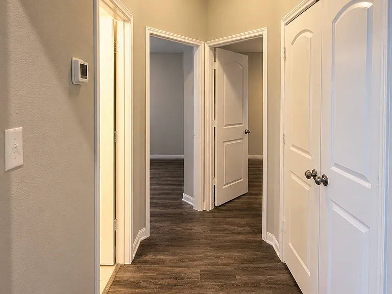 4002 Aransas Dr — Photo 11