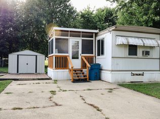 15 Cornflower Ln #15, Bloomington, IL 61701