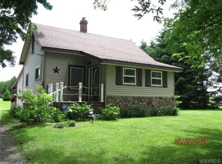 9153 Alexander Rd, Batavia, NY 14020