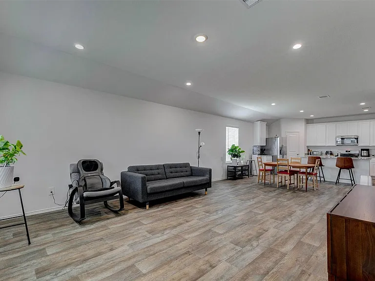 31426 Yatesbury Ln — Photo 17