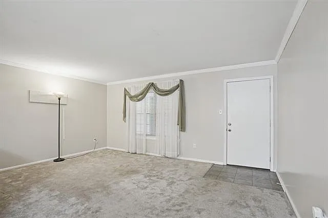 2732 Whitney Pl #209 — Photo 7