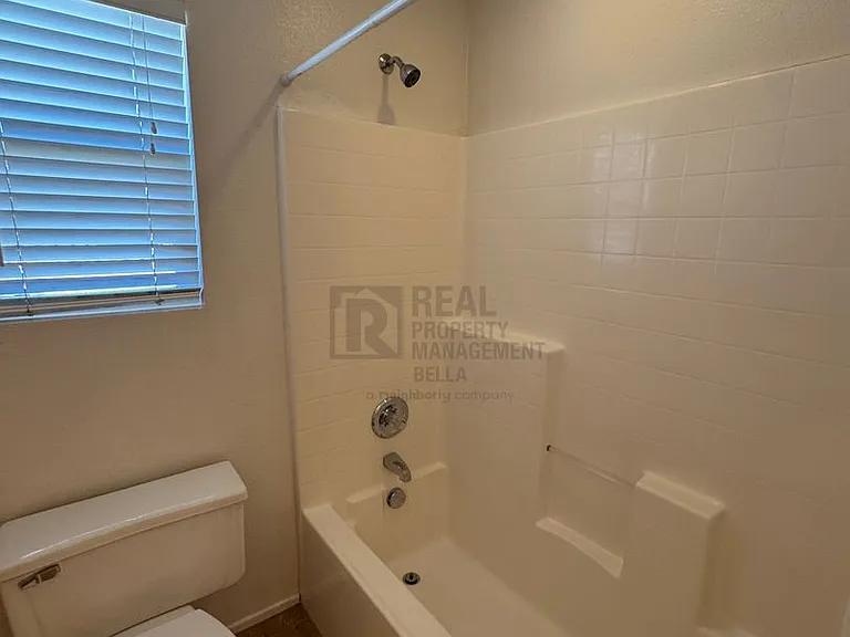 756 Conlon Dr — Photo 38