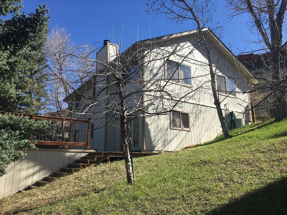 3804 Soderburg Dr