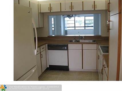 4th image of 10734 W Clairmont Cir #208