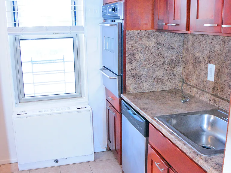 10740 Queens Blvd #4E — Photo 17