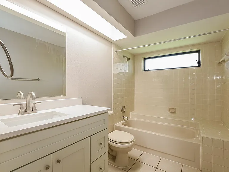 1014 Dishman Loop — Photo 15