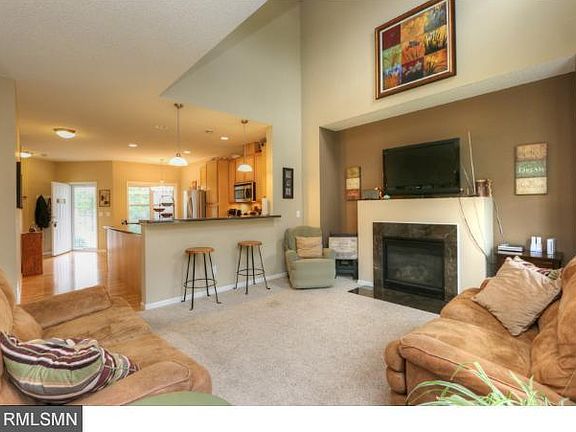 4th image of 200 Manitoba Ln #35