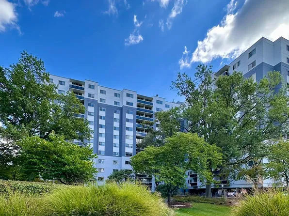 7333 New Hampshire Ave APT 420W, Takoma Park, MD 20912