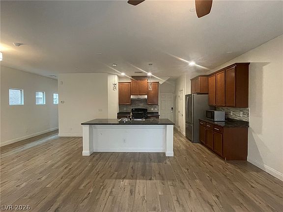 5th image of 4 Ladasa Ct