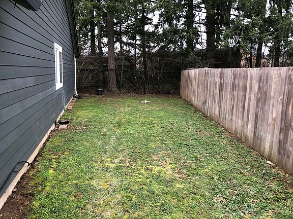 5th image of 3300 NE 180th Ct
