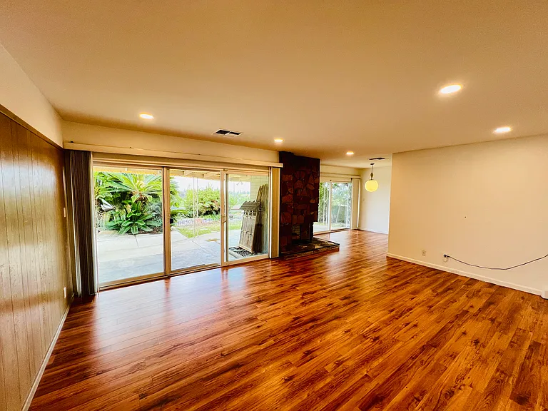 2100 Brightwood St — Photo 9