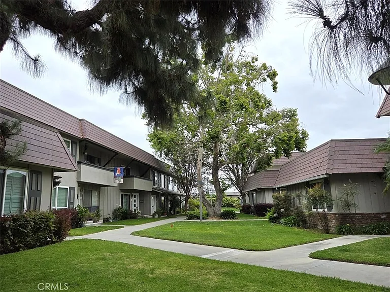 4128 Elizabeth Ct — Photo 20