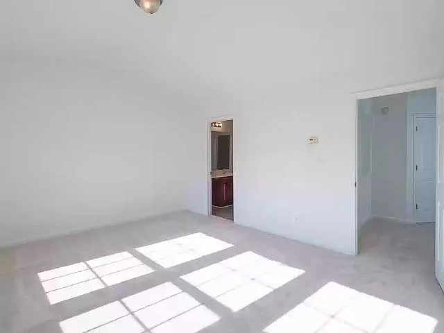 2184 Hawks Bluff Trl — Photo 10