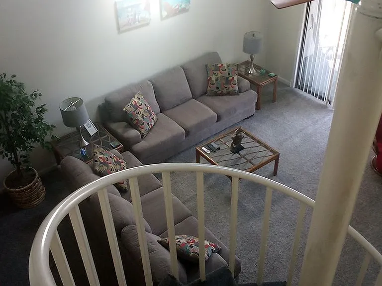 1920 Bent Grass Dr — Photo 3