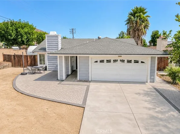 198 Pennsylvania St, Lake Elsinore, CA 92530