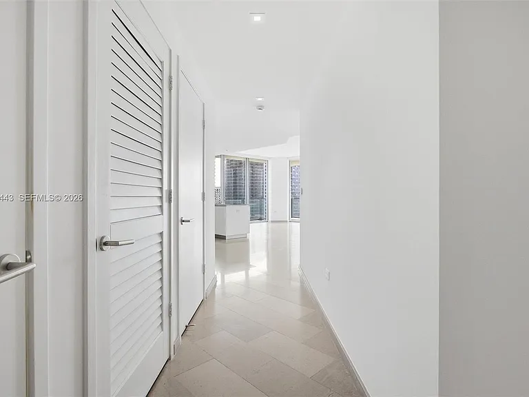 68 SE 6th St #2702 — Photo 44