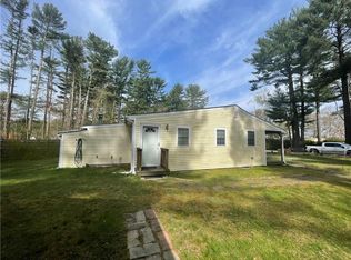311 Shady Valley Rd, Coventry, RI 02816