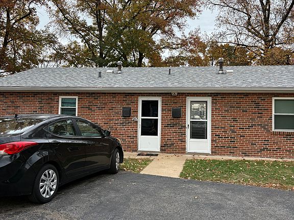 Rear of building 606 rear entrance is on the right