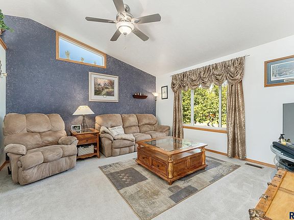 3rd image of 5633 W Bakker Park Dr