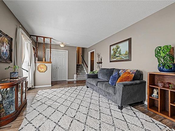 5th image of 2704 NE 67th Pl
