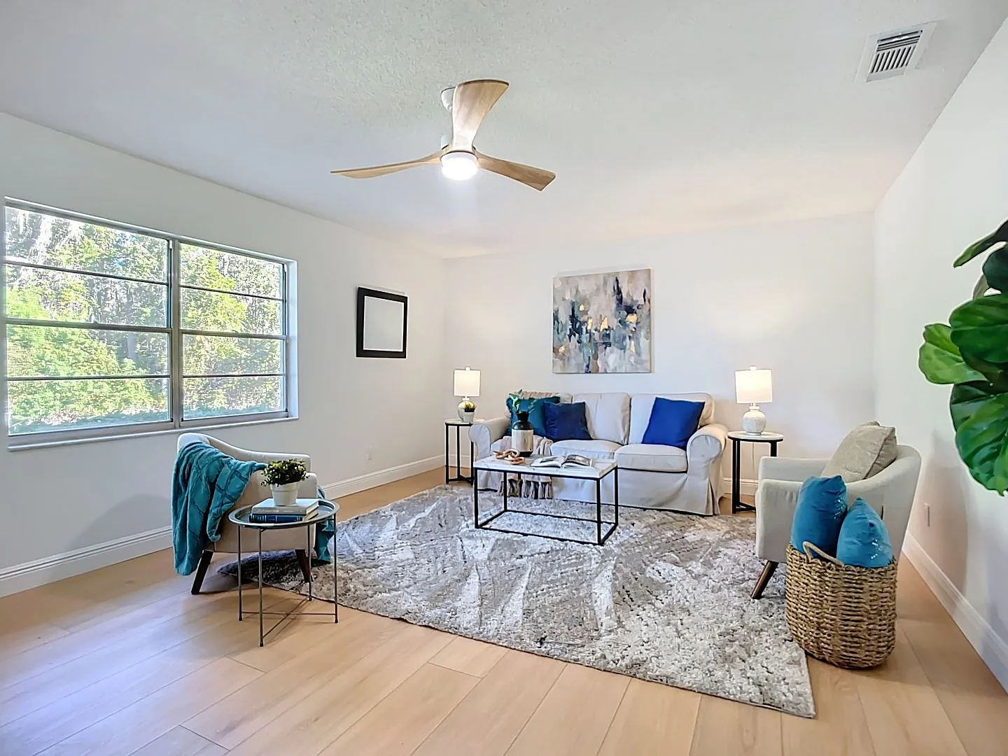 Absolutely stunning completely remodeled 2-bedroom 2 bath, 1,448 square foot home — Photo 3