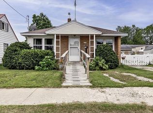 2209 15th Ave, Menominee, MI 49858