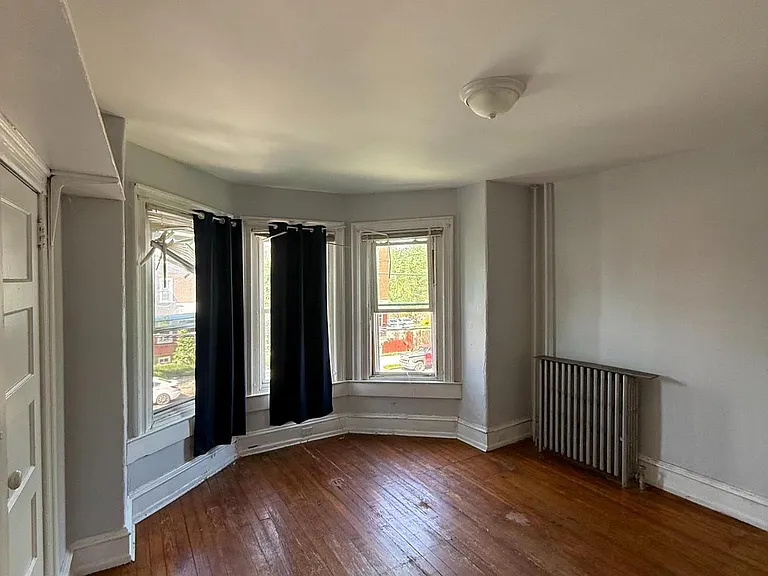 5336 Vine St #2F — Photo 2