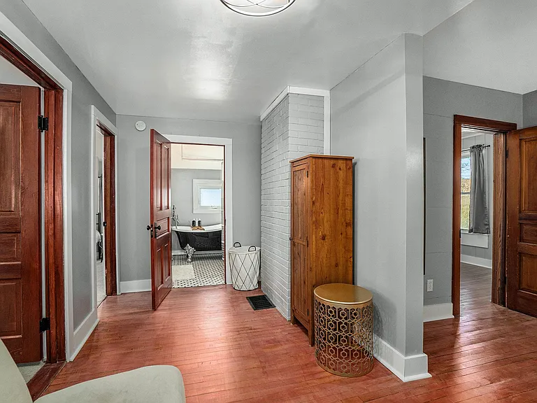 7215 Severence St — Photo 22