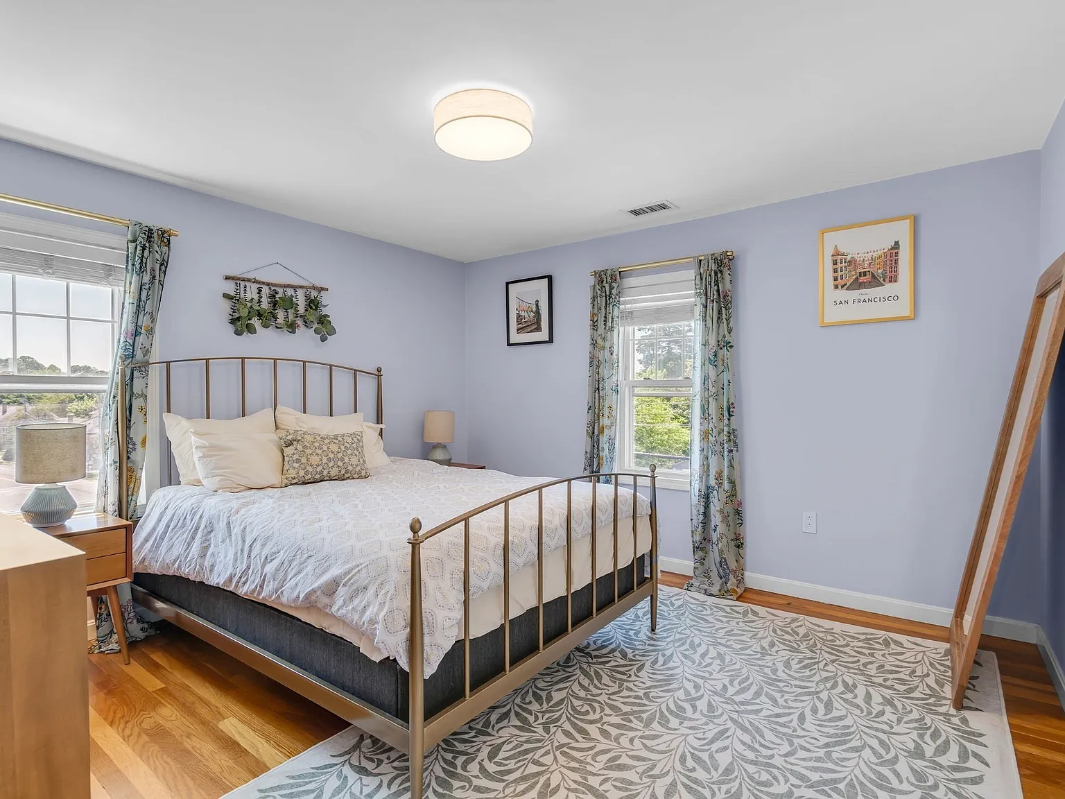 3 bed, 1140 sqft, $1,200 — Photo 4