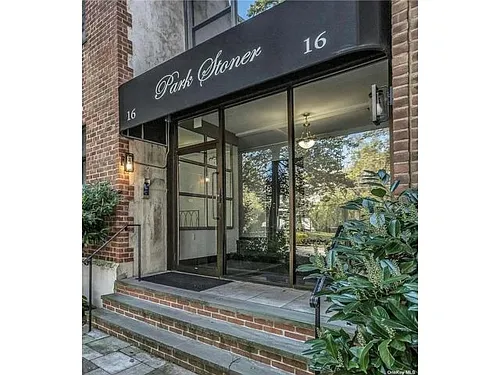 16 Stoner Ave #2G Photo 1