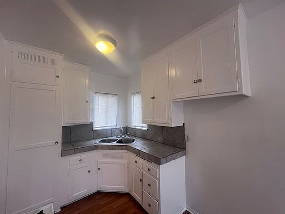 3rd image of 4419 N Bellflower Blvd #4423