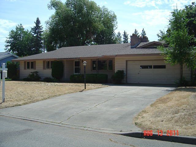 1st image of 10716 E 21st Ave