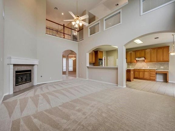 3rd image of 1803 Fall Creek Dr
