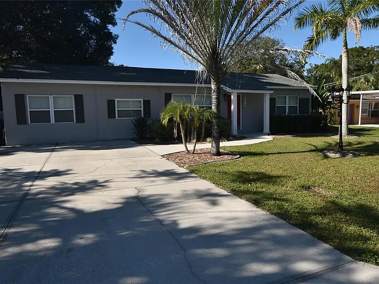 6215 S Kelly Rd — Photo 1