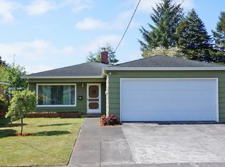 2094 McClaskey Ln, Eureka, CA 95503
