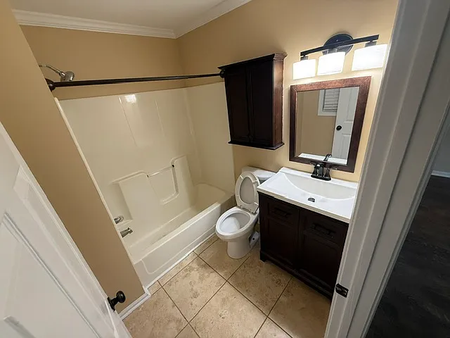1751 Knights Dr — Photo 12
