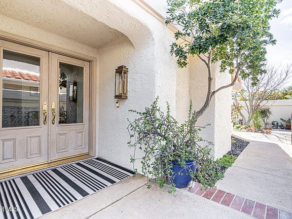 3rd image of 1685 Plum Hollow Cir