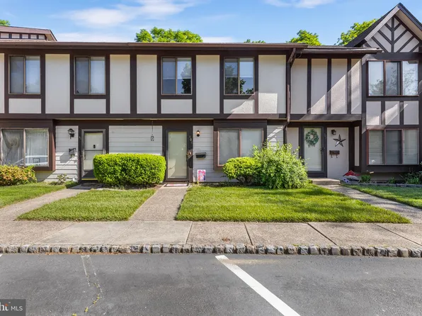 108 Poplar Ct, Lumberton, NJ 08048