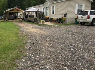 19425 F Ladner Rd, Saucier, MS 39574