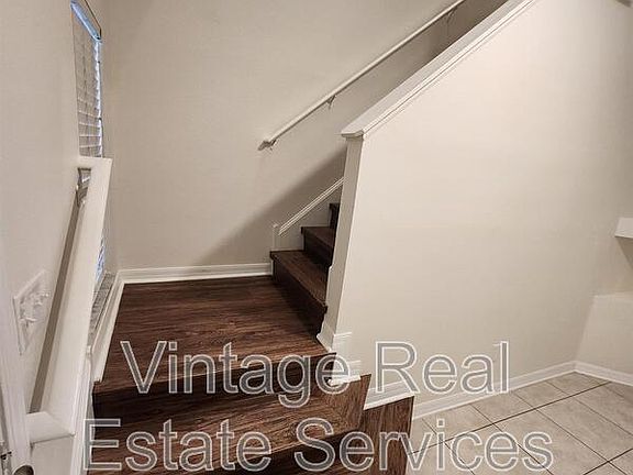4th image of 9333 Stone River Pl