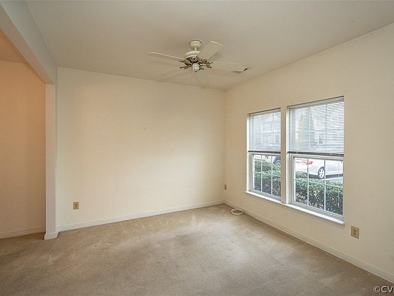 5th image of 2968 Queensland Dr