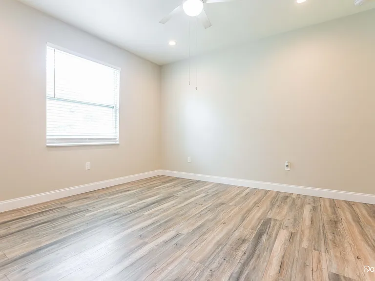 2369 Mistleto Ln — Photo 11