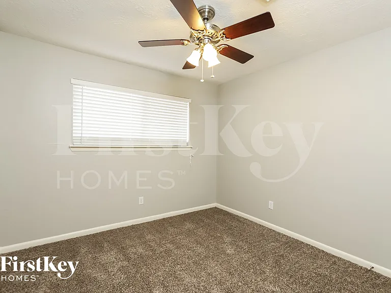 10715 Kirkvale Dr — Photo 11