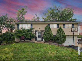 811 Stamford Dr, Neptune, NJ 07753